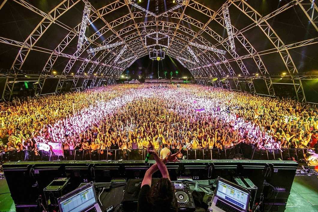 To The Artists Who SAY They're LGBTQ Allies But Play Coachella, Thank U, Next