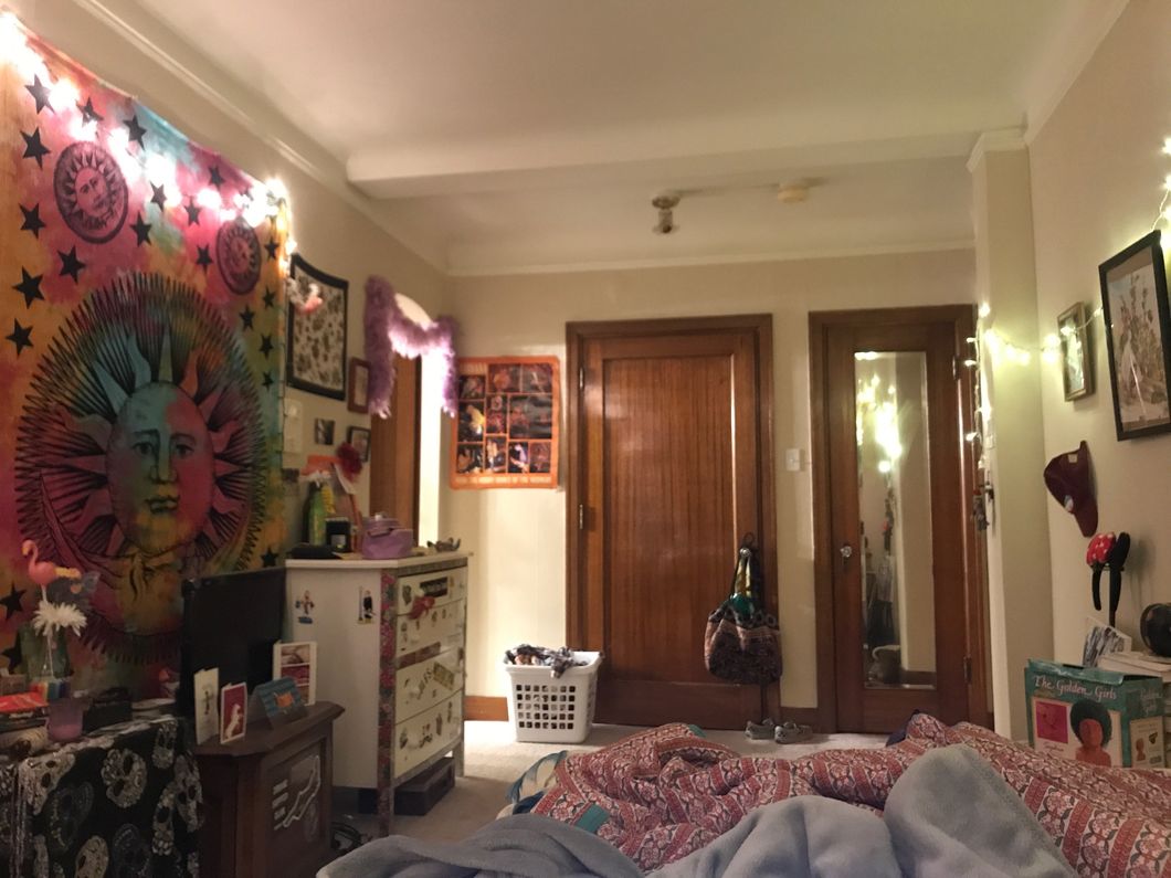 An Open Letter To My Studio Apartment
