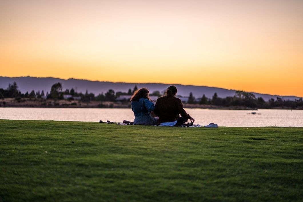 15 Fun, Cheap Outdoor Dates For You And Your Significant Other
