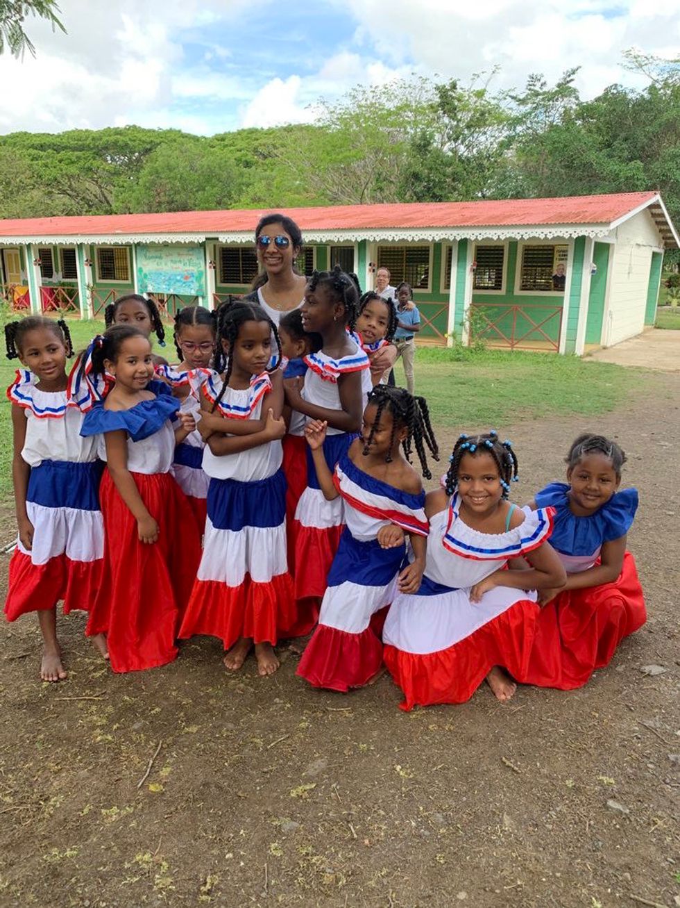 Going To The Dominican Republic Taught Me That Language Barriers Don't Matter When It Comes to Friendship