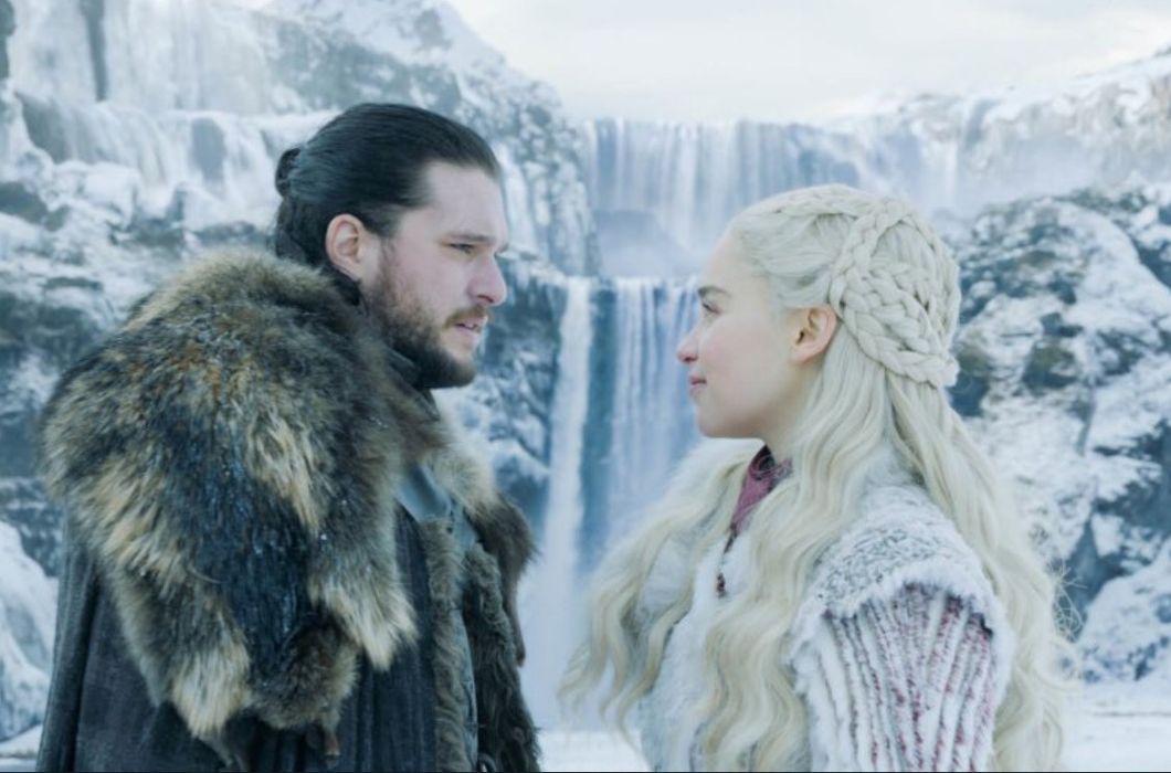 DIY 'Game Of Thrones' Party For The Finale