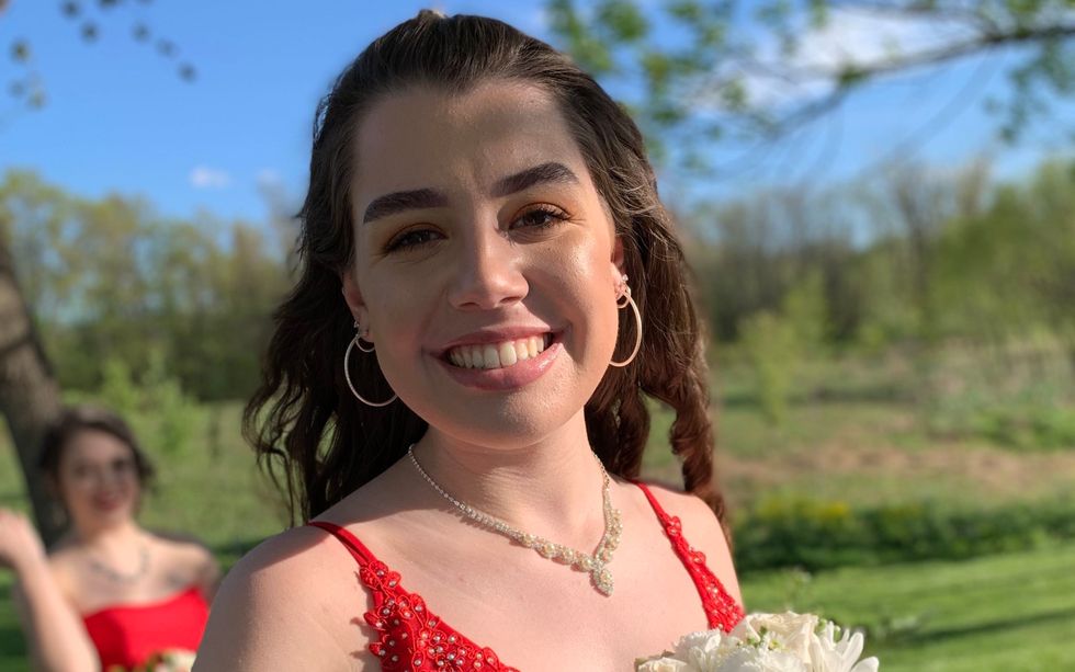 To Every High School Girl, You Don't Need A Date For Prom