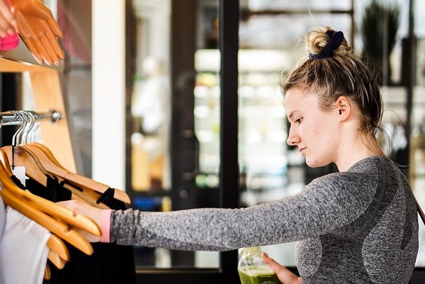 8 Feelings All Retail Workers Can Relate To