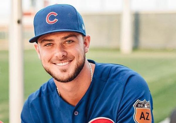 15 Professional Baseball Players That Are A Total Catch On And Off The Field