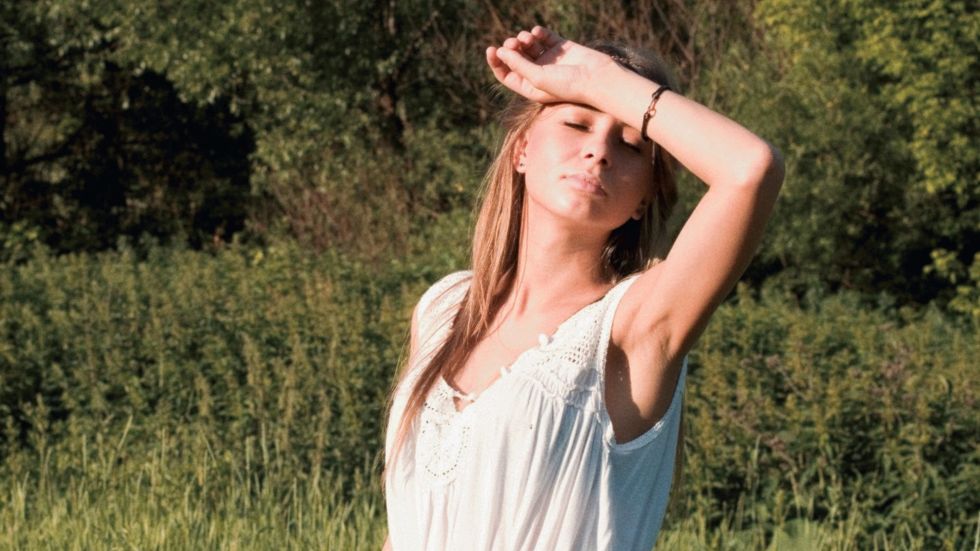 Stop Saying Your Friend 'Chose' Her Boyfriend Over You, The Pity Party Is Over