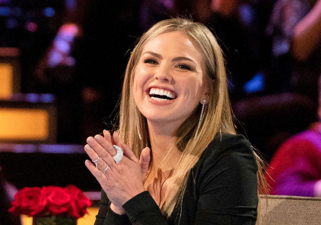 8 Of The Best Tweets From 'The Bachelorette,' Episode One