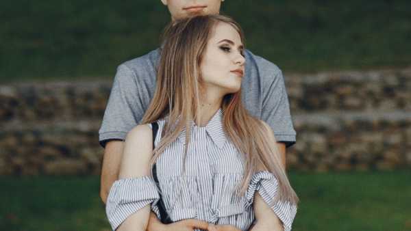 To The Girl Telling Herself She Doesn't 'Catch Feelings,' Stop Lying To Yourself