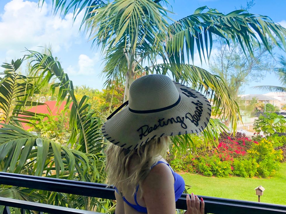 What I Learned About Life After Witnessing A Woman Having A Seizure Next To Me