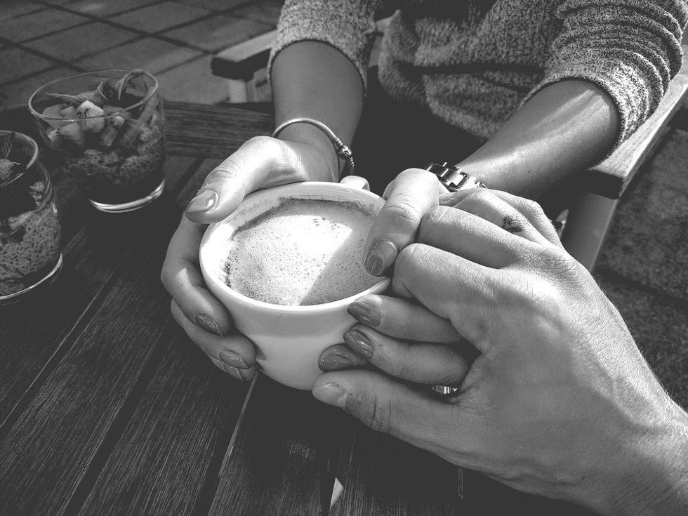 Dear Guys On Dating Apps, Let Me Give You Some Insight On The Top 10 Do's And Don'ts Of Dating Websites