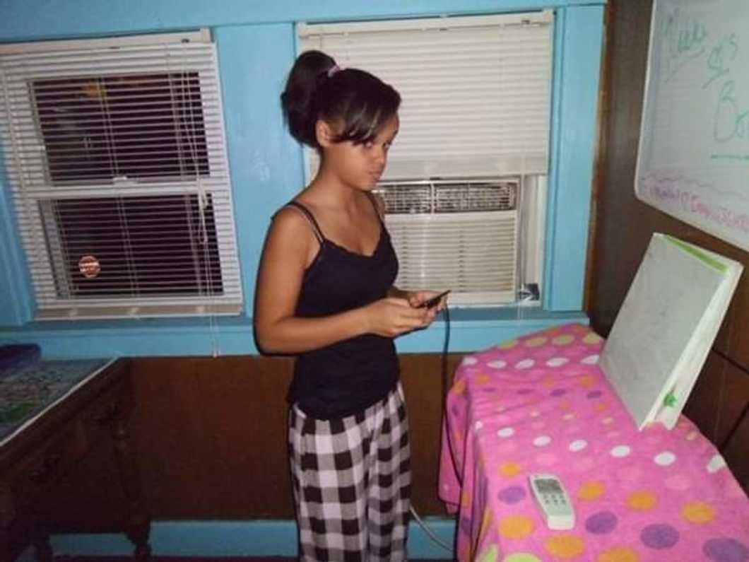 Stop Texting And Start Making Memories With Your Partner