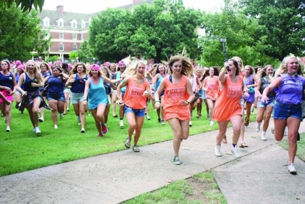 10 Helpful Things To Know Before Going Through Panhellenic Recruitment