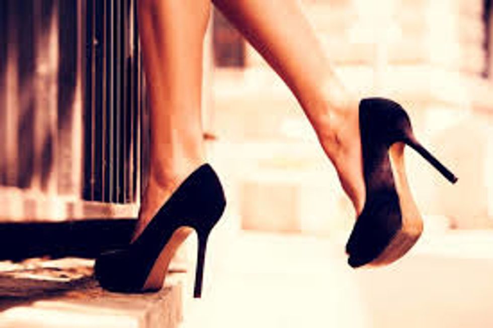 7 tips to successfully wear heels all night long