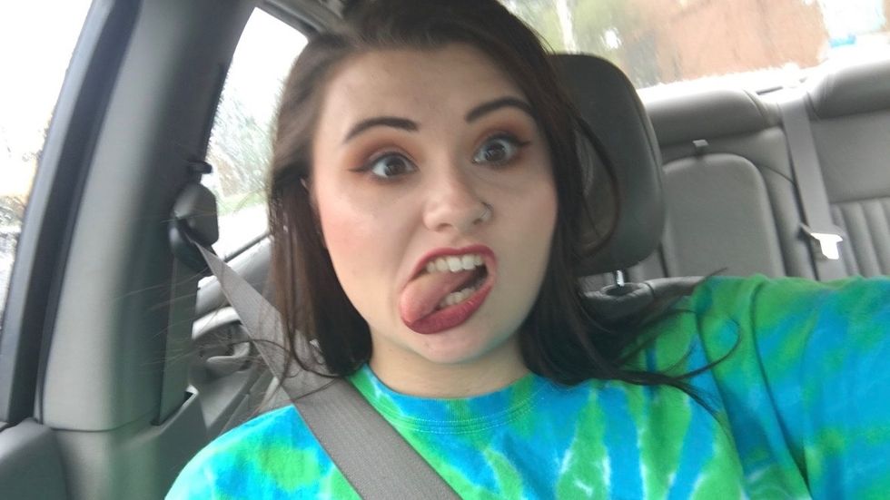 7 Social Norms I Hate Because They Make Me Judge Me More Than Anyone Else Would