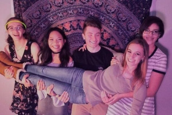 8 Ways To Make The Best Of Your Hometown This Summer