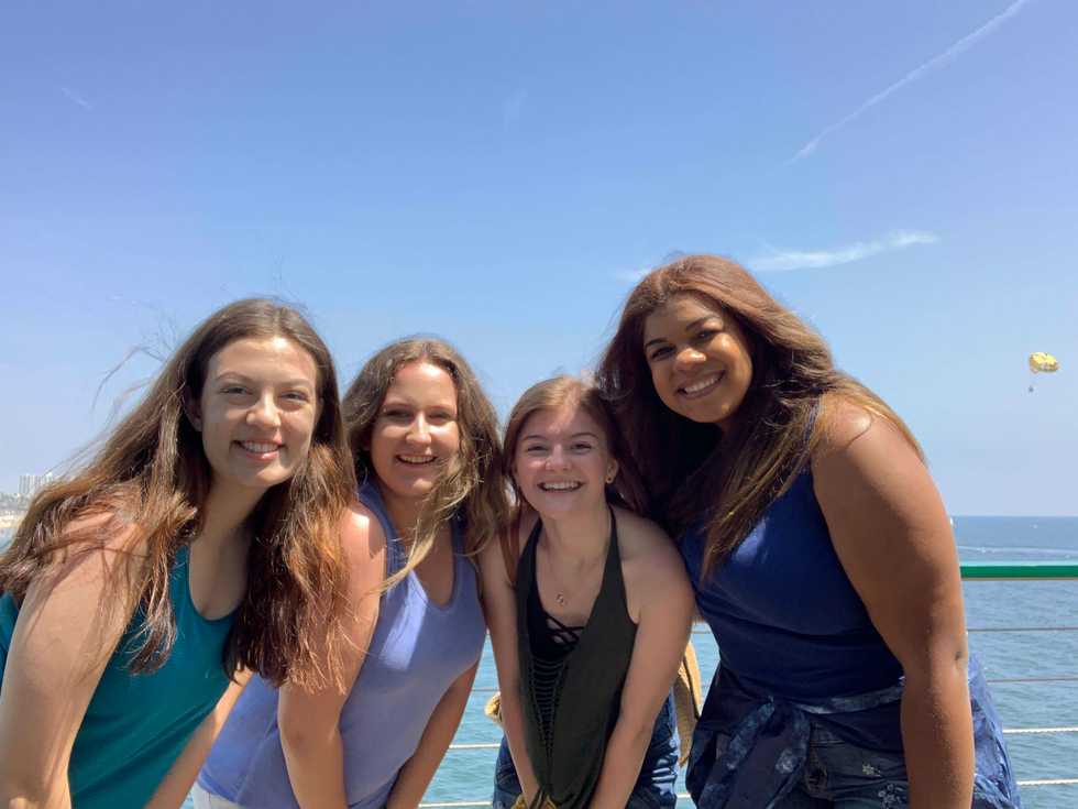 No Offense, But Being Single In College Is The Best Way To Do College