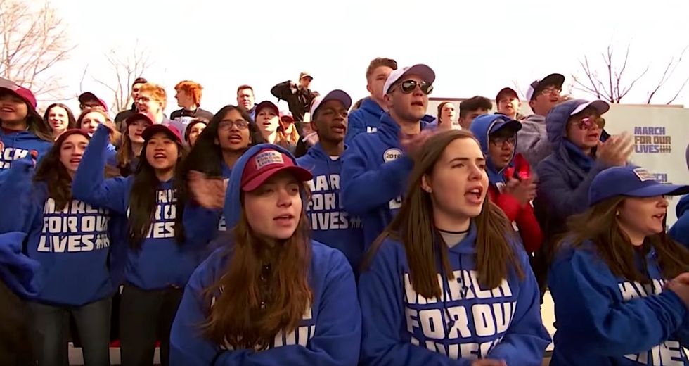 Teens Started An #IfIDieInASchoolShooting Trend Because Mass Shootings Are America's New Normal