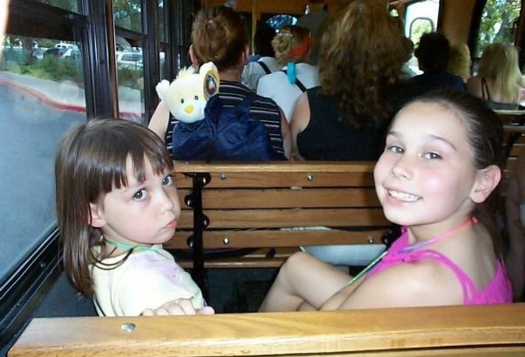 9 Reasons Your Big Sister Is The Most Important Person In Your Life