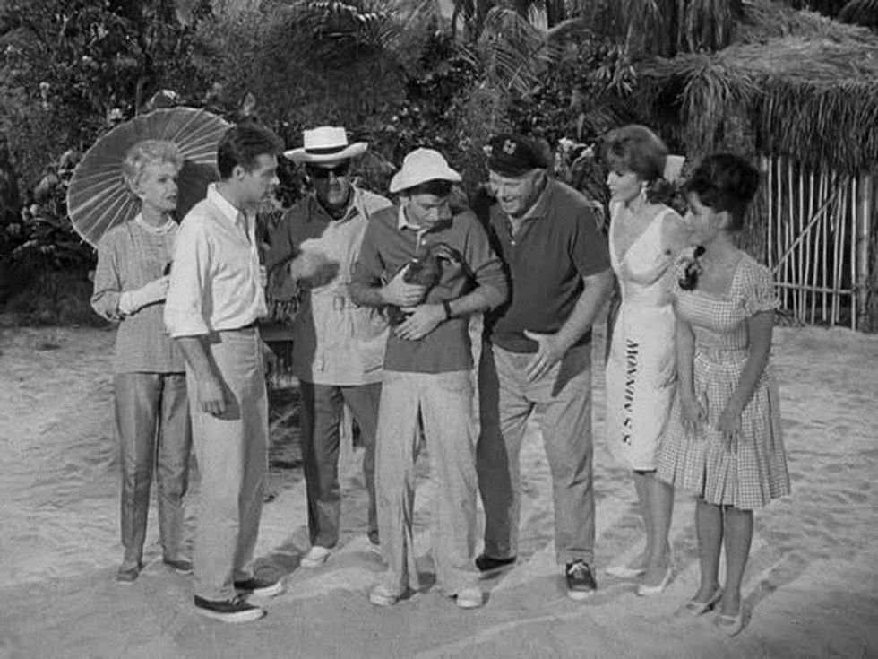 10 'Old' Shows That Are Actually Binge-Worthy Nowadays