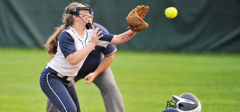 19 Things You Should Never Say to Softball Players