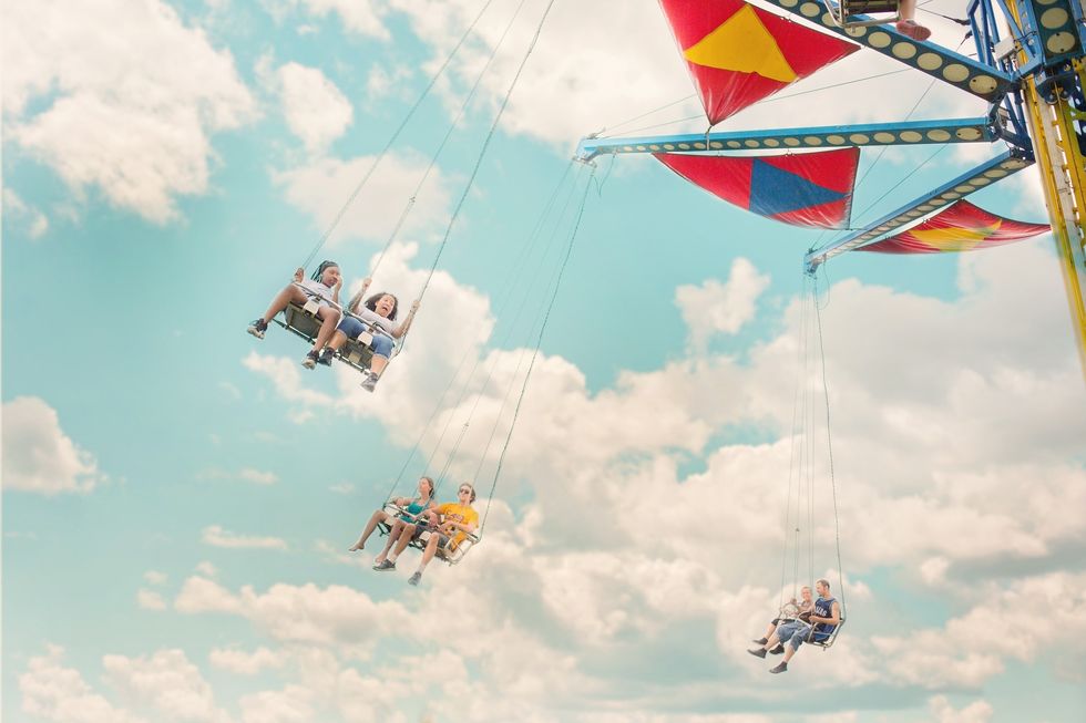 13 Incredibly Helpful Amusement Park Safety Tips