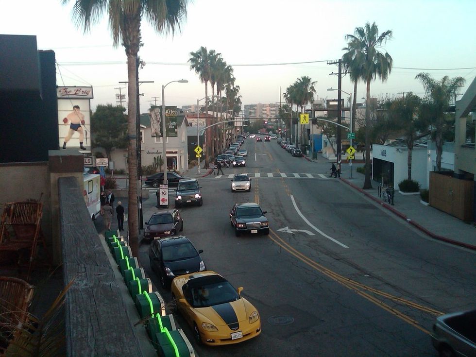 5 Reasons You Should Go To First Fridays On Abbot Kinney