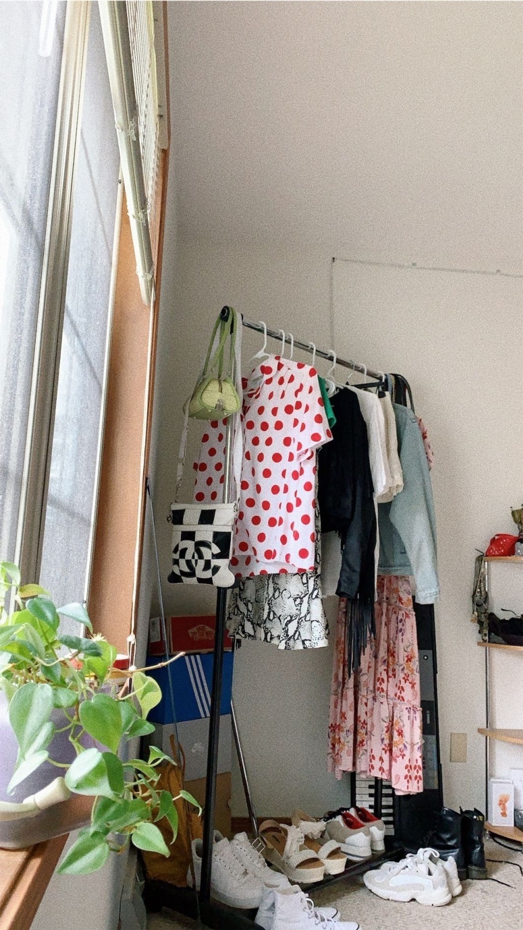 5 Things To Clean Out Of Your Closet Right Now