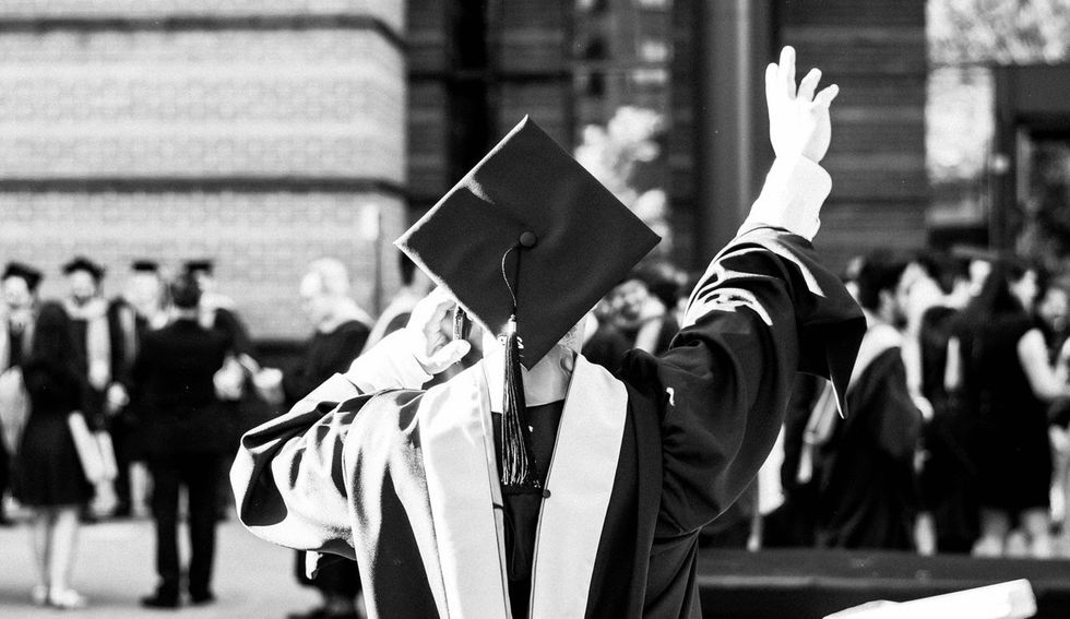 5 Things You Must Do Before You Graduate