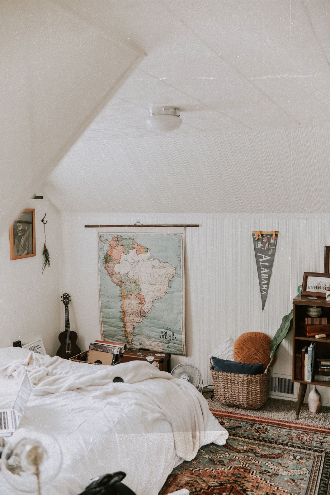 Adulting 101: Redecorating Your Bedroom