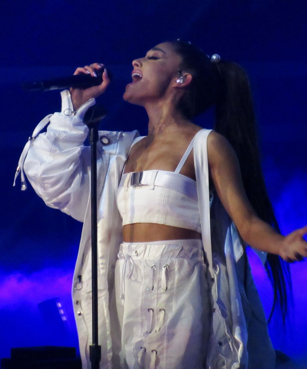 Break Up With Your Major If You're Bored With These 10 Ariana Grande Songs