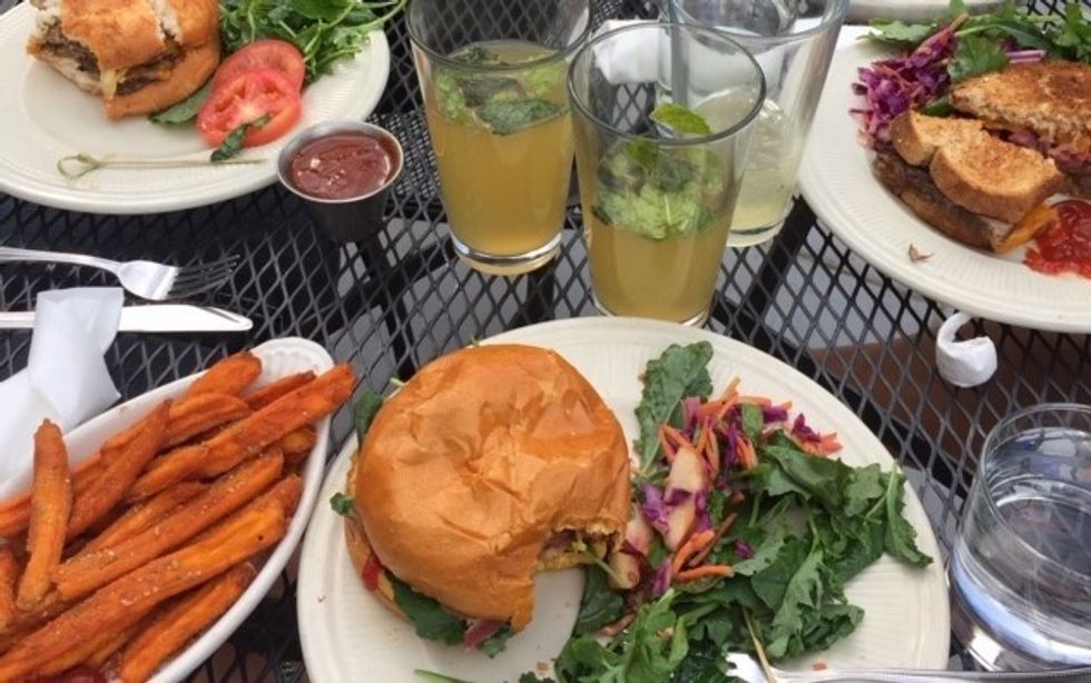 Here's What I Ate During Day One Of The "Jennifer Lopez Diet"