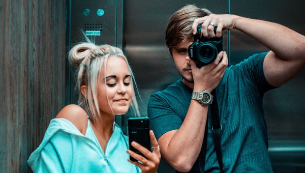 This Is ACTUALLY Who You’re Most Compatible With Based On Your Zodiac Sign