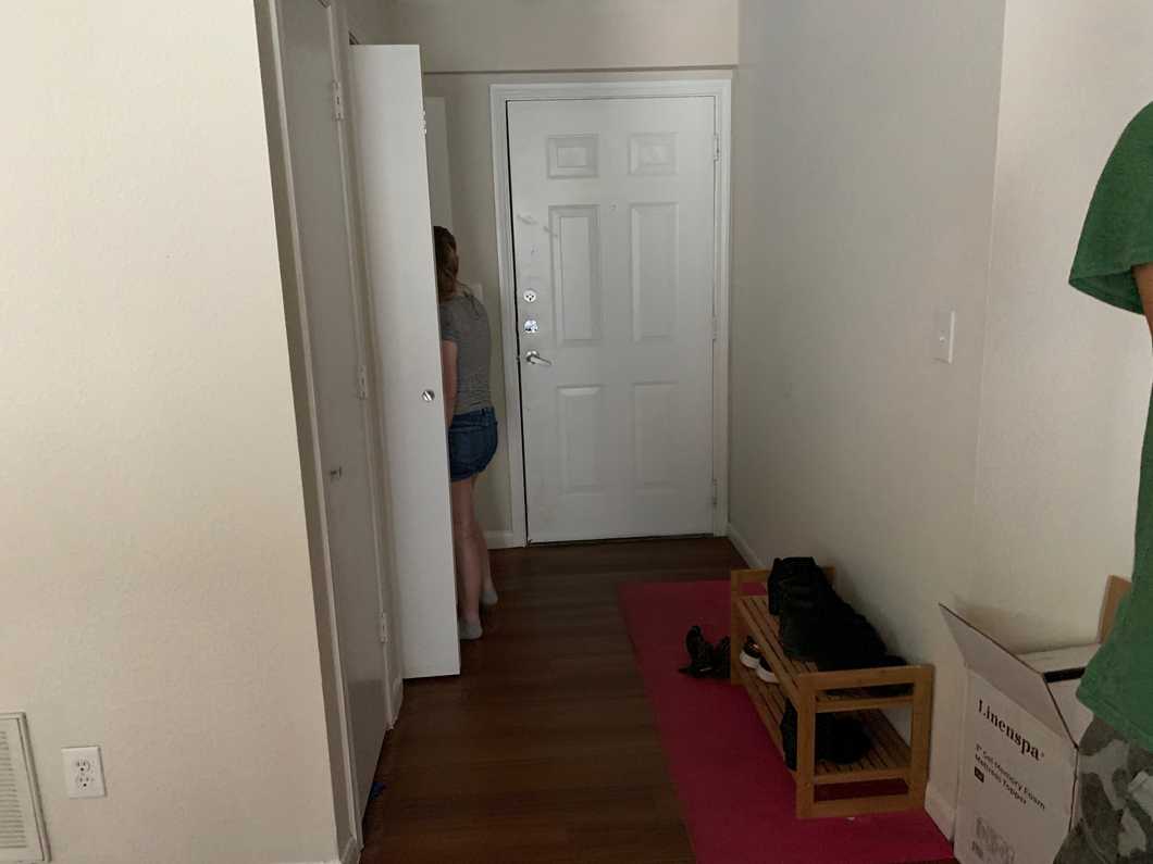 11 Differences Between Moving Into An Apartment Versus A Dorm