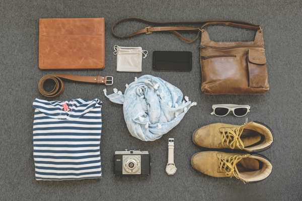 21 Clothing Staples Every Well-Prepped College Girl Needs In Her Closet