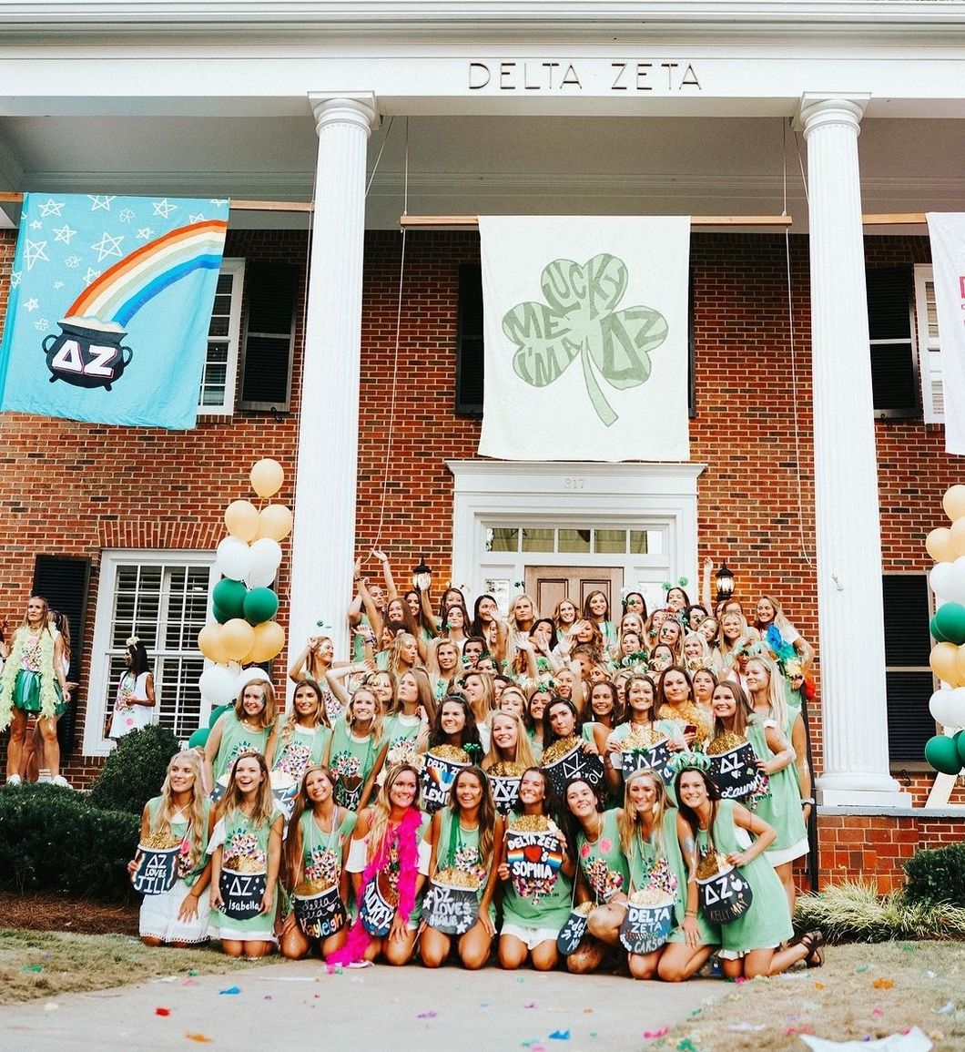 Advice You Need To Know About Sorority Recruitment, Round By Round, To Find Your Forever Home