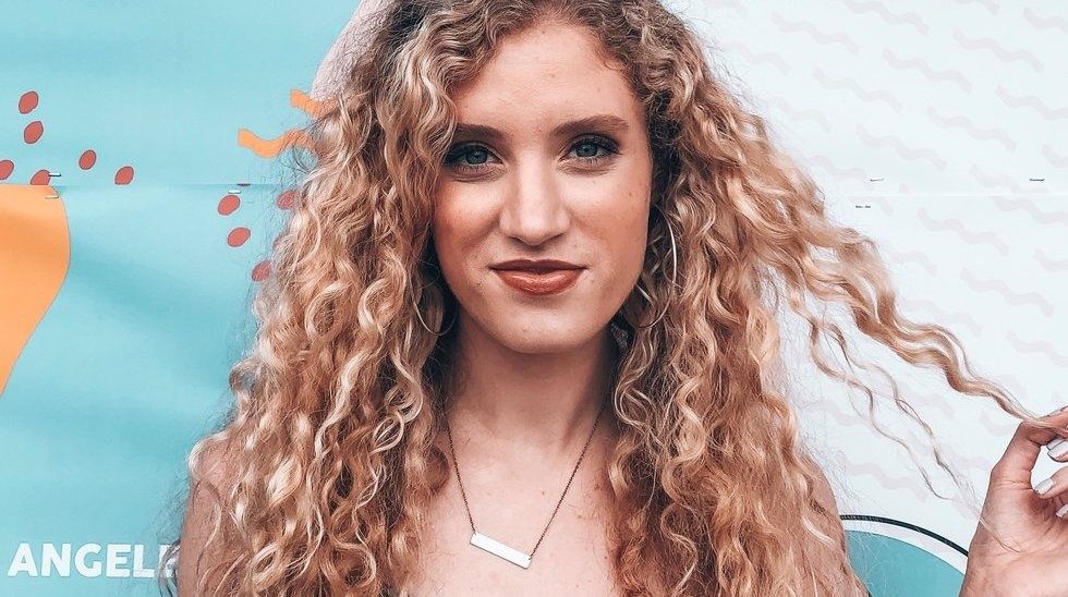 My Virginity Doesn't Make Me 'Prude' Or 'Incapable Of Love,' And I Won't Let You Tell Me Otherwise