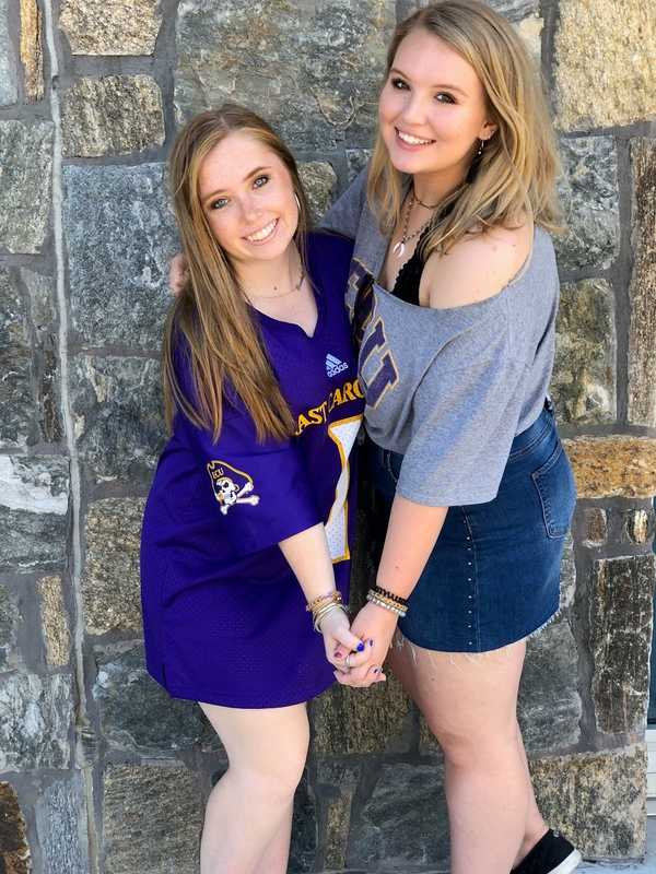 10 Tips For Surviving Game Day Without Letting The Pre-Game Bench You