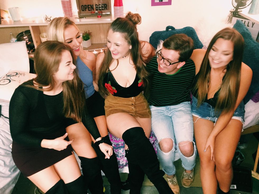 Freshmen, This Is Your Ultimate Guide To Sylly Week