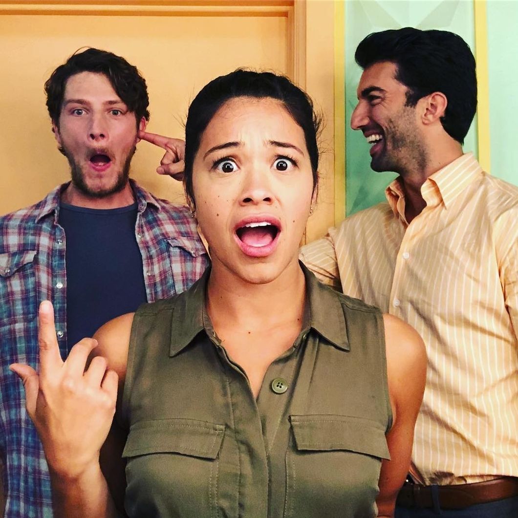 8 Times 'Jane The Virgin' Captured The RA Training Experience