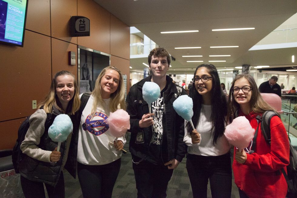 My Decision To Abstain From Alcohol Doesn't Make Me 'A Prude,' I Simply Refuse To Let Liquor Run My Life