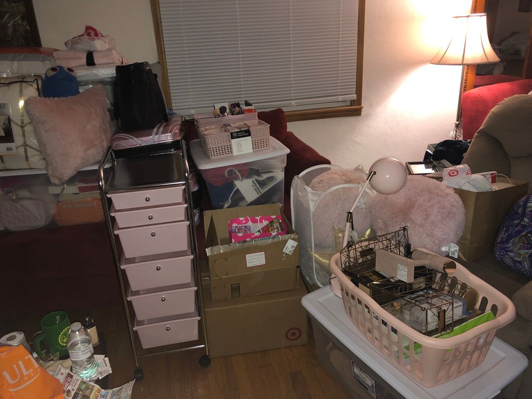 10 Thoughts A College Freshman Has The Night Before Move-In