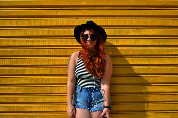 5 Gen Z Fashion Trends That Anyone Over 50 Can't Wrap Their Head, Or Waist, Around