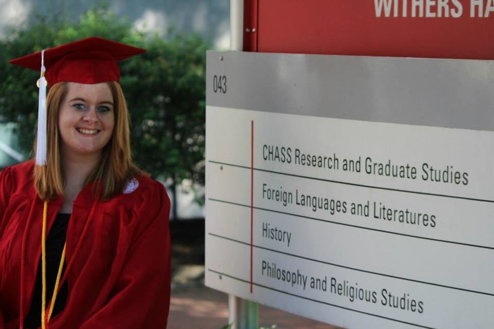 Does Being Bilingual ACTUALLY Earn You More Pay? Turns Out, Not Really