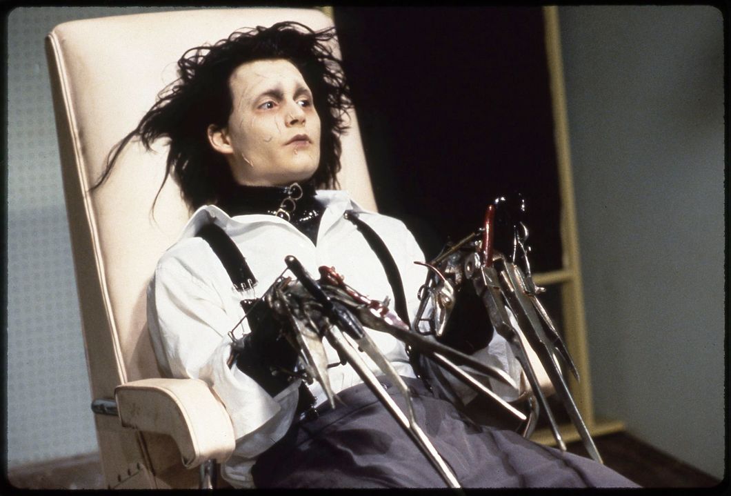 'Edward Scissorhands' Is A Deep Reflection On Social Norms, Innocence, And Exploitation