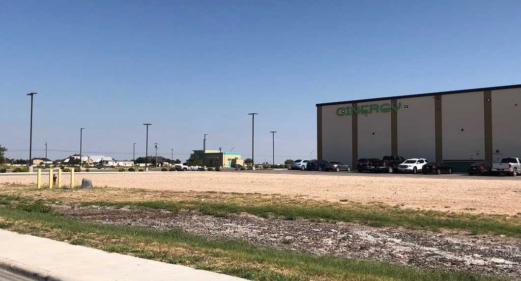 I Live 30 Seconds Away From The Odessa, TX Mass Shooting, And That's All I Can Think About When I Walk Outside