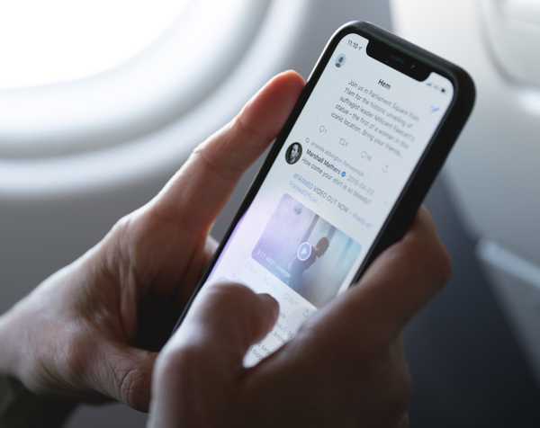 Dear Baby Boomers, Stop Telling Me To Put My Phone Away Because Using It Makes Me A Better Person