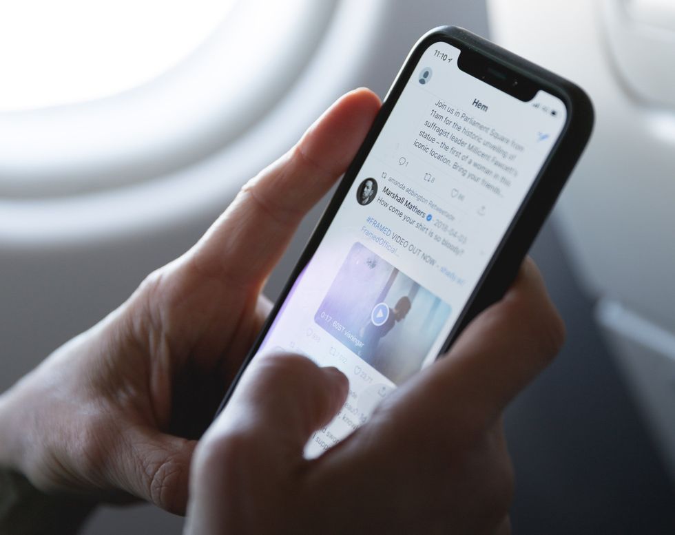 Dear Baby Boomers, Stop Telling Me To Put My Phone Away Because Using It Makes Me A Better Person