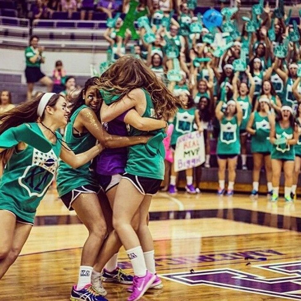 Pros and Cons of Joining a Sorority