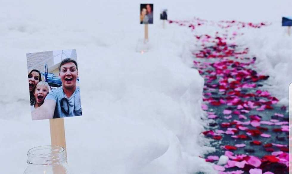 PSA: The Moments That Truly Measure Love In A Relationship Are Those Not Shared On Social Media