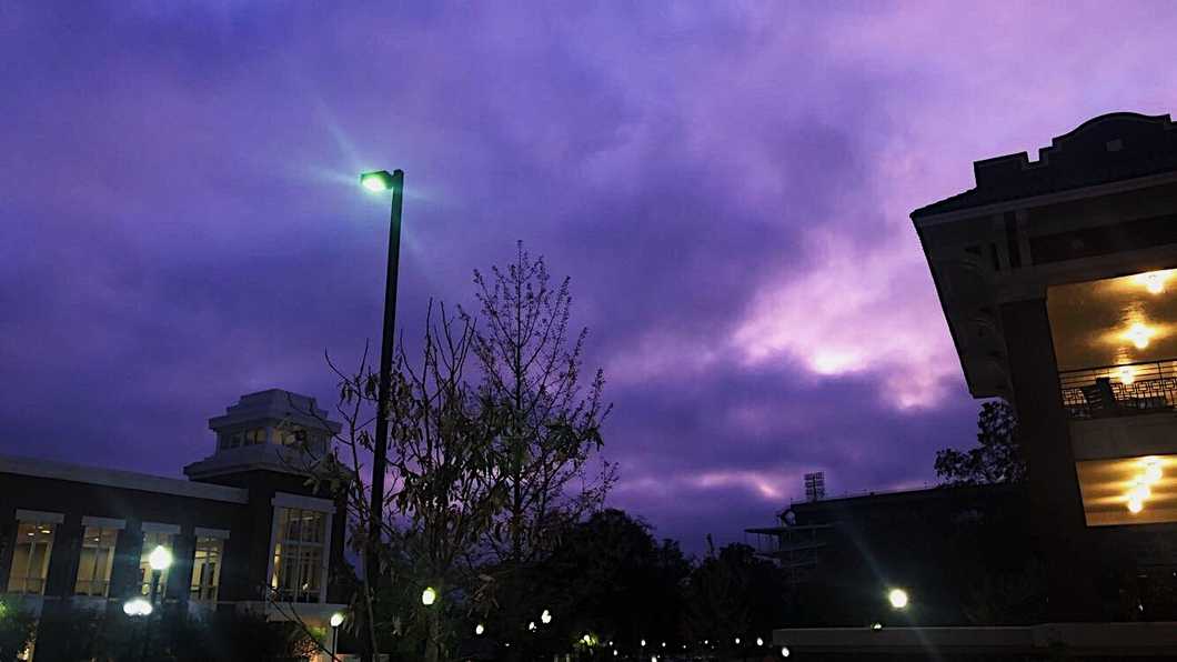 10 Things To Do When You Go Home For Fall Break