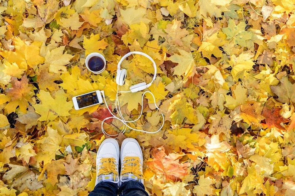 FALL In Love With Your Major With These Fall Anthems